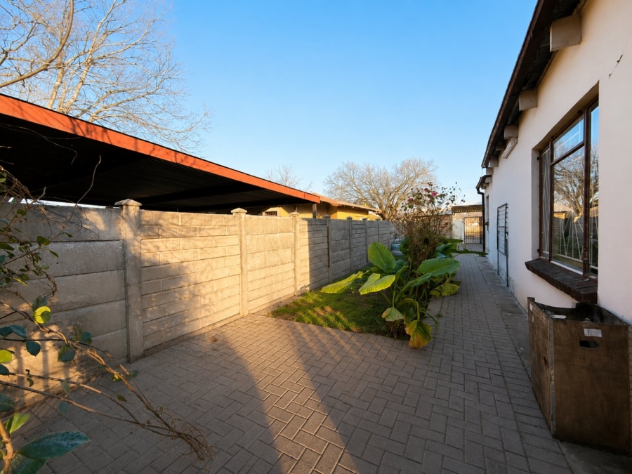 4 Bedroom Property for Sale in Wilgehof Free State